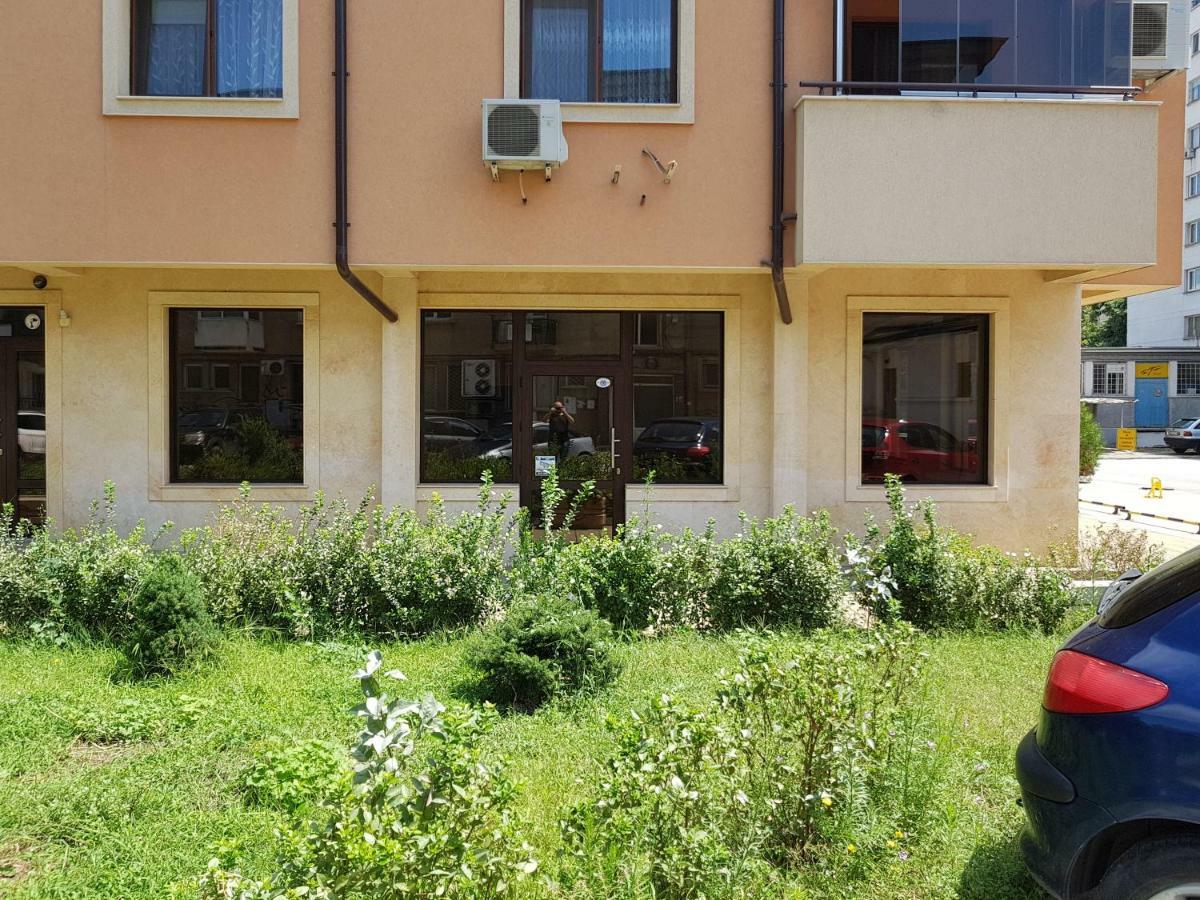 Хепи Апартмънтс Plovdiv Exterior photo